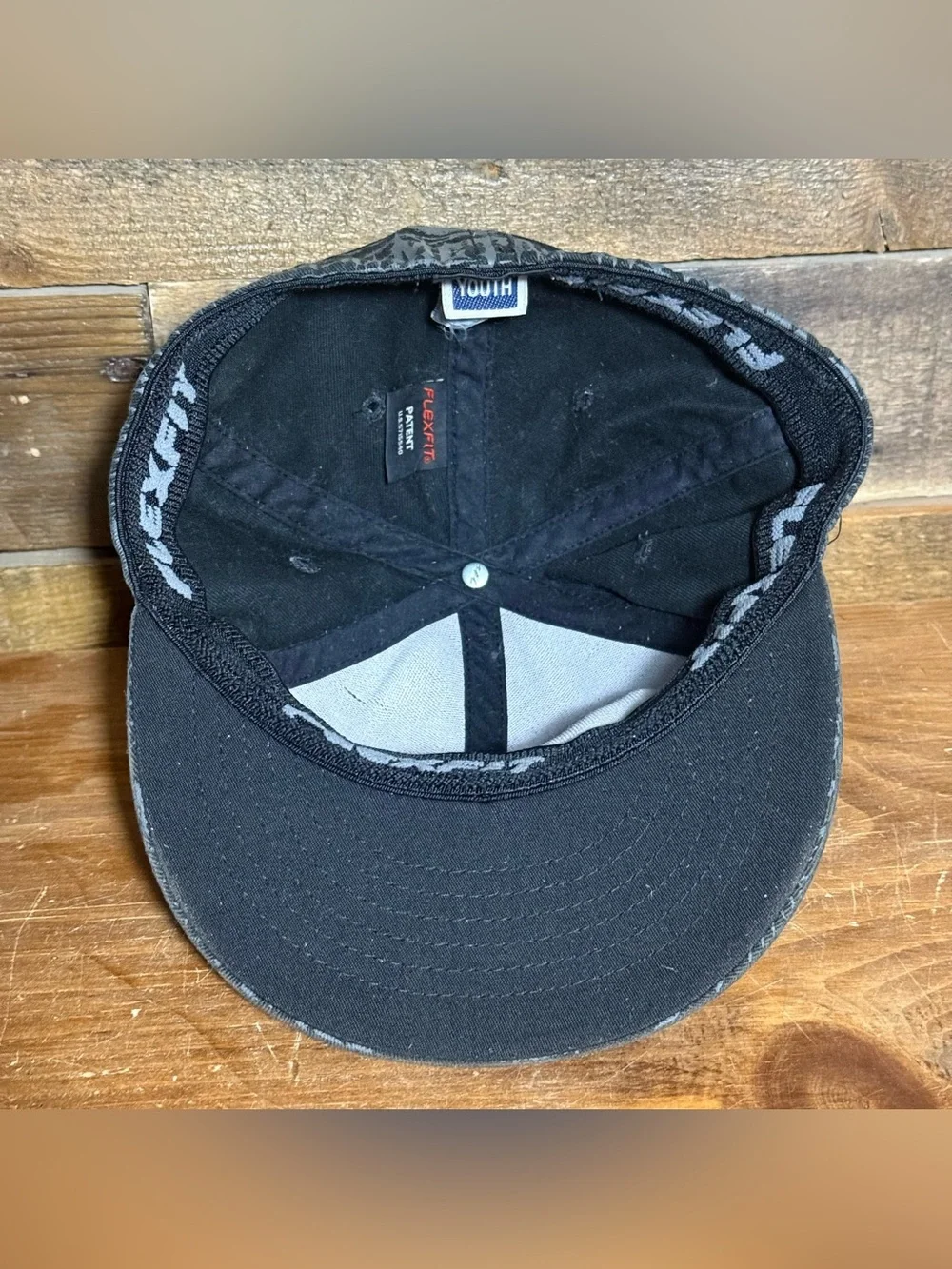 Metal Mulisha Black Flexfit Stretch Fit Size Youth Hat Cap Neon Green Skull Logo